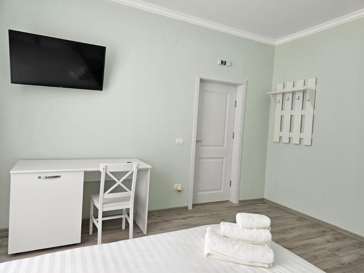 Colt De Rai Bed & Breakfast Hîrtoape Dış mekan fotoğraf